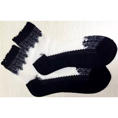 Chaussettes&nbsp;transparentes & noires pour vos jolis pieds