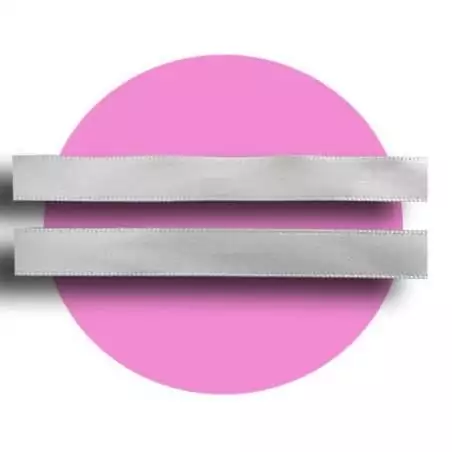 Lacets fins en satin gris perle pour vos chaussures Lacets fins en satin gris perle pour vos chaussures