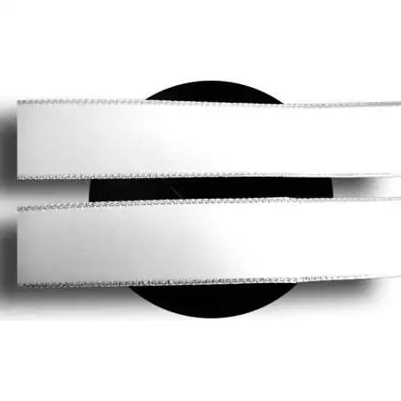 Lacets larges satin blanc liseret argenté pour vos chaussures