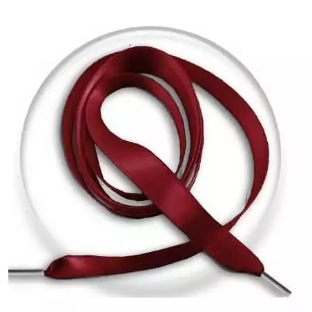 Lacets fins satin rouge basque pour vos chaussures Lacets fins satin rouge basque pour vos chaussures