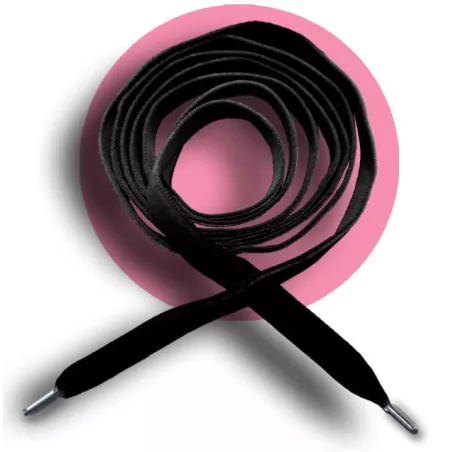 Lacets fins en velours noir pour vos chaussures