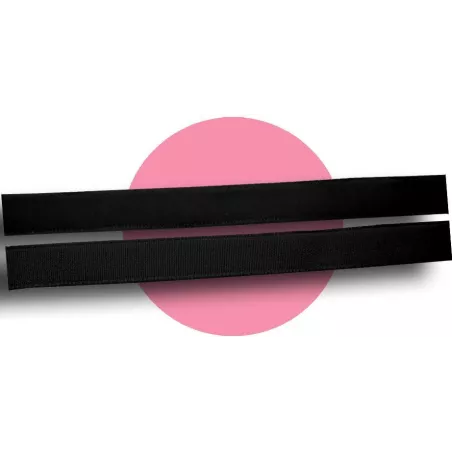 Lacets fins en velours noir pour vos chaussures