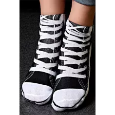 Socquettes décorées baskets noires pour vos jolis pieds 2