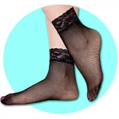 chaussettes noires résille et dentelle