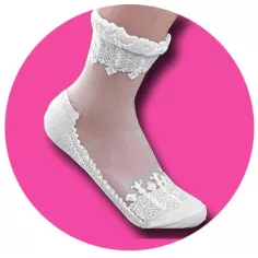 Chaussettes&nbsp;transparentes&nbsp;& blanches. pour vos jolis pieds