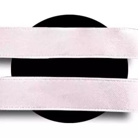 Lacets larges en satin rose poudré pour vos chaussures Lacets larges en satin rose poudré pour vos chaussures