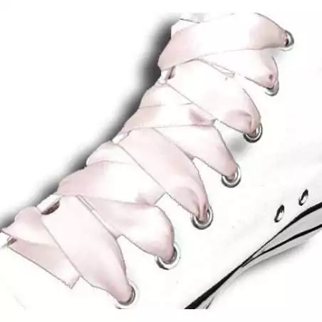 Lacets en satin rose poudré pour vos chaussures Lacets en satin rose poudré pour vos chaussures