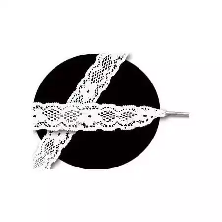 Lacets en dentelle blanche pour vos chaussures Lacets en dentelle blanche pour vos chaussures