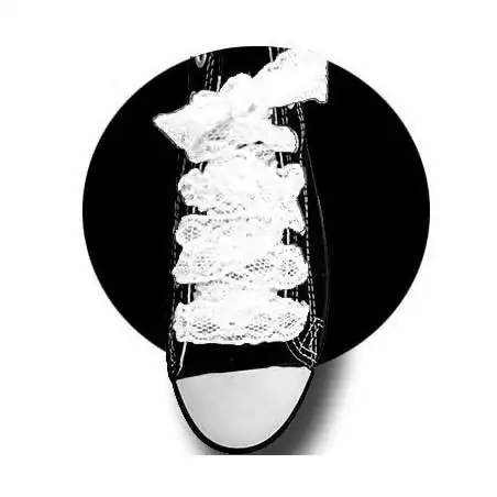 Lacets en dentelle blanche pour vos chaussures Lacets en dentelle blanche pour vos chaussures