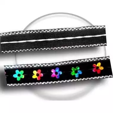 Lacets velours noir fleurs sequins colorées pour vos chaussures
