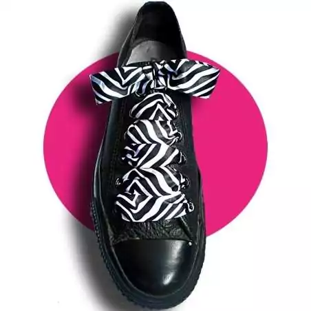 Lacets satin large zèbre noir  & blanc pour vos chaussures