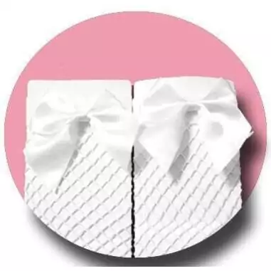 Chaussettes résille blanche noeud satin pour vos jolis pieds