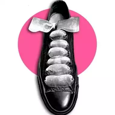 Lacets organdi dégradé de gris à noir. pour vos chaussures