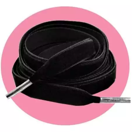 Lacets fins en velours noir pour vos chaussures Lacets fins en velours noir pour vos chaussures