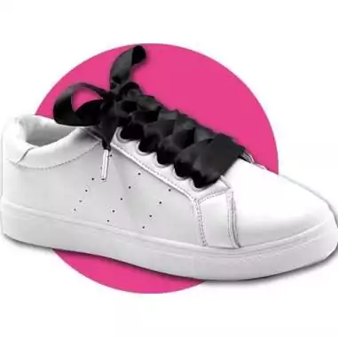 Lacets larges en satin noir  pour vos chaussures