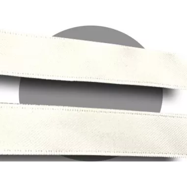 Lacets larges en satin blanc&nbsp;cassé pour vos chaussures