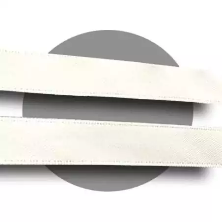 Lacets en satin blanc cassé pour vos chaussures