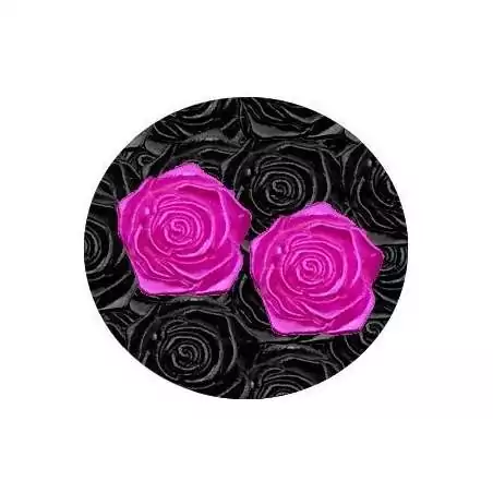 Envie de décorer vos chaussures ? Décorations Roses magenta