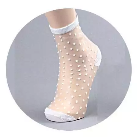 Chaussettes transparentes pois blancs pour vos jolis pieds Chaussettes transparentes pois blancs pour vos jolis pieds