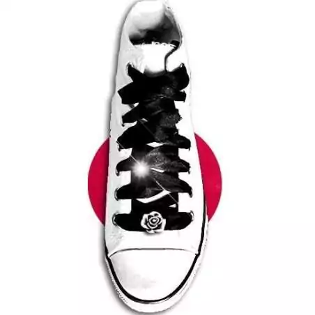 Envie de décorer vos chaussures ? Décorations Roses noires & blanches