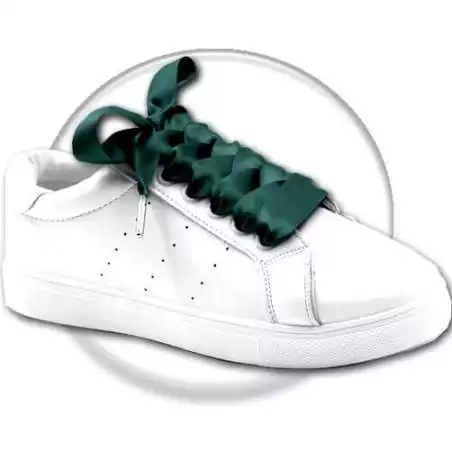 Lacets larges en satin vert anglais pour vos chaussures Lacets larges en satin vert anglais pour vos chaussures