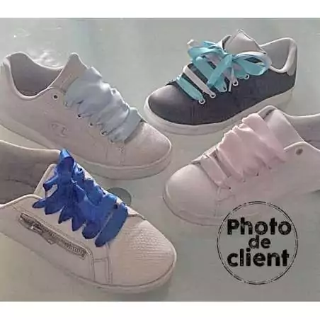 Lacets larges en satin rose poudré pour vos chaussures Lacets larges en satin rose poudré pour vos chaussures