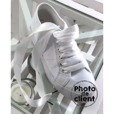 Lacets larges satin blanc&nbsp; pour vos chaussures