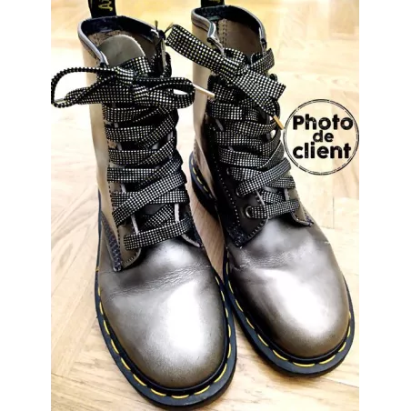 Lacets noirs facettes&nbsp;argentés &&nbsp;dorés pour vos chaussures