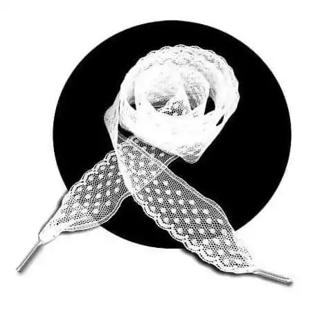 Lacets dentelle et plumetis blancs pour vos chaussures