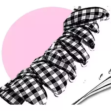 Lacets larges vichy noir & blanc pour vos chaussures