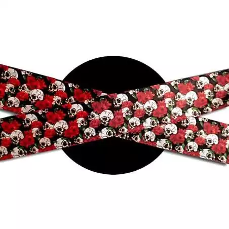 Lacets satin large noir crânes & fleurs rouges pour vos chaussures