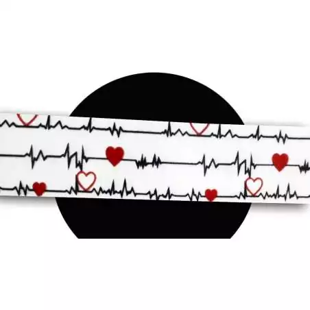 Lacets satin large blanc diagramme coeurs pour vos chaussures Lacets satin large blanc diagramme coeurs pour vos chaussures