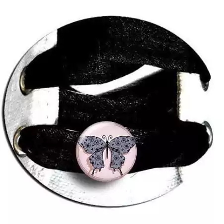 Envie de décorer vos chaussures ? Décorations roses papillon+dentelle