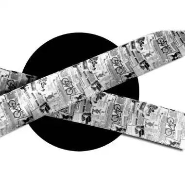 Lacets satin large newspaper vintage pour vos chaussures