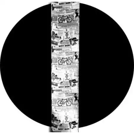 Lacets satin large newspaper vintage pour vos chaussures