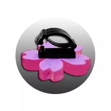 Envie de décorer vos chaussures ? Décorations coeurs rouges