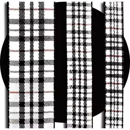 Lacets à carreaux blancs & noirs : 3 largeurs pour vos chaussures Lacets à carreaux blancs & noirs : 3 largeurs pour vos chaussures