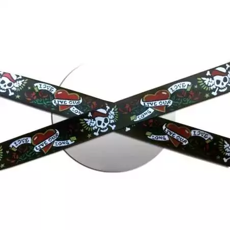 Lacets satin noir love rebelle pour vos chaussures