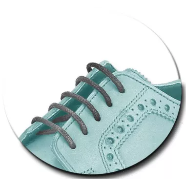 Lacets fins cirés en gris foncé pour vos chaussures