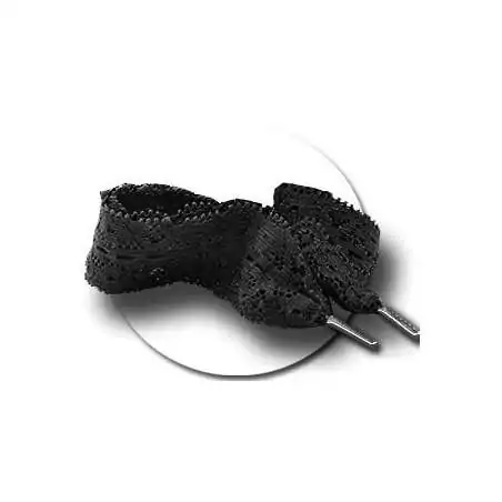 Lacets en dentelle noire pour vos chaussures