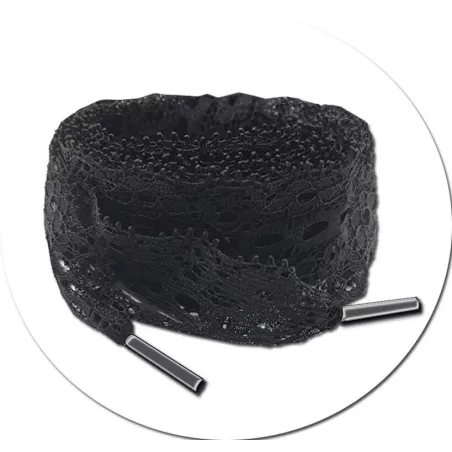 Lacets en dentelle noire pour vos chaussures