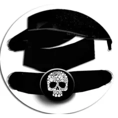 Envie de décorer vos chaussures ? Décorations Crânes… 2