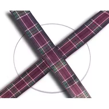 Lacets carreaux écossais bordeaux pour vos chaussures