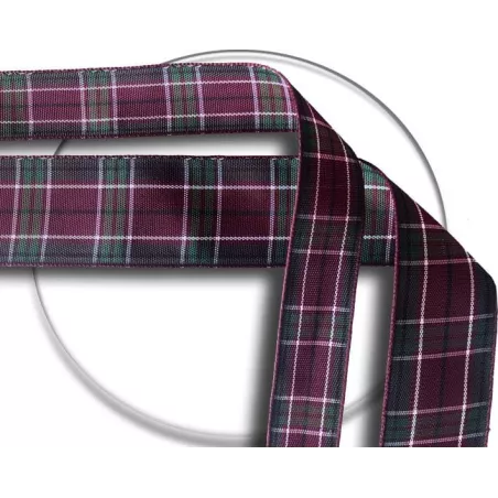 Lacets écossais carreaux rouges en vente en boutique en…