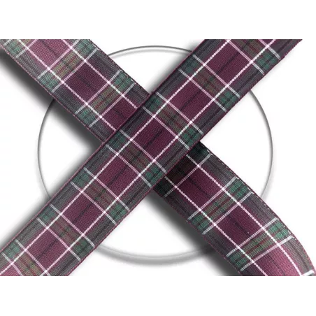Lacets écossais carreaux rouges en vente en boutique en…