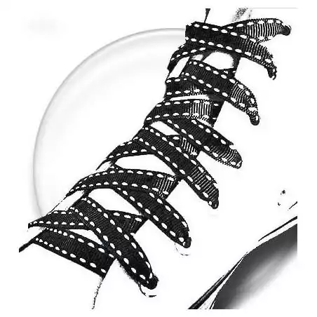 Lacets noirs surpiqués de blanc pour vos chaussures  Lacets noirs surpiqués de blanc pour vos chaussures