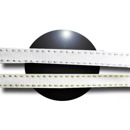 Lacets&nbsp;blancs&nbsp;surpiqûres argentées ou dorées pour vos…