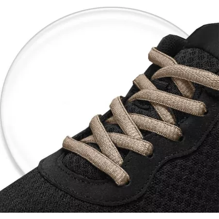 Lacets de chaussures bruns, ronds en couleur et fantaisie…