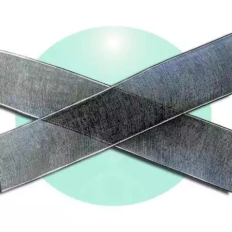 Lacets organza noir liseret argenté pour vos chaussures Lacets organza noir liseret argenté pour vos chaussures