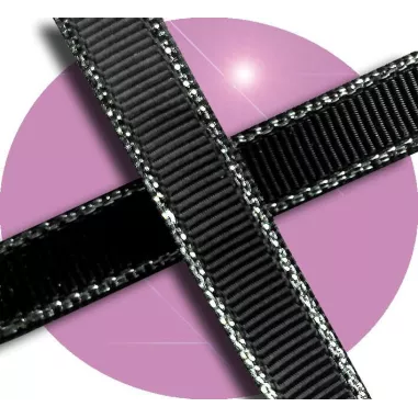 Lacets plats noirs au&nbsp;liseret&nbsp;argenté pour vos chaussures